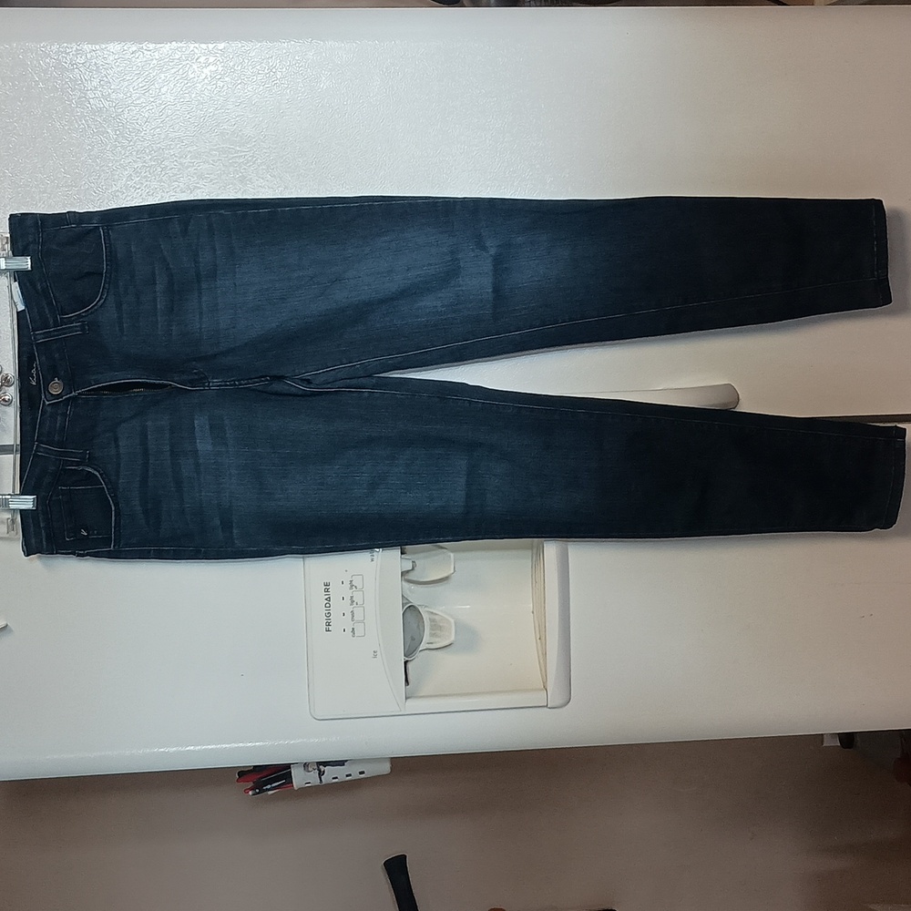Kancan Los Angeles Denim Blue Skinny Jeans in very good condition. Size 31 waist